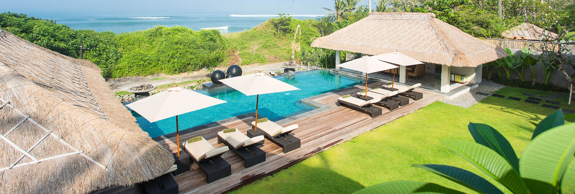 Seseh Beach Villa I - The pool from above